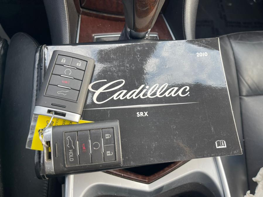 2010 Cadillac SRX Premium Collection V6 Leather Panoramic Roof Navi, available for sale in East Windsor, Connecticut | Toro Auto. East Windsor, Connecticut 2010 Cadillac SRX Premium Collection V6 Leather Panoramic Roof Navi, available for sale in East Windsor, Connecticut | Toro Auto. East Windsor, Connecticut
