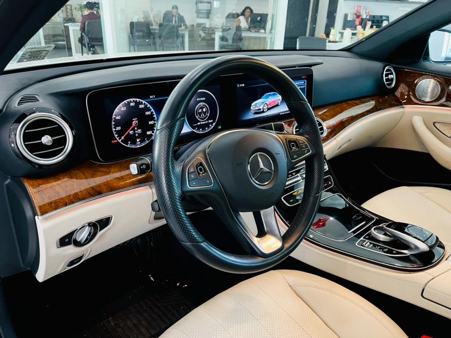 Used Mercedes-Benz E-Class E 300 Sedan 2018 | Luxury Motor Club. Franklin Square, New York Used Mercedes-Benz E-Class E 300 Sedan 2018 | Luxury Motor Club. Franklin Square, New York
