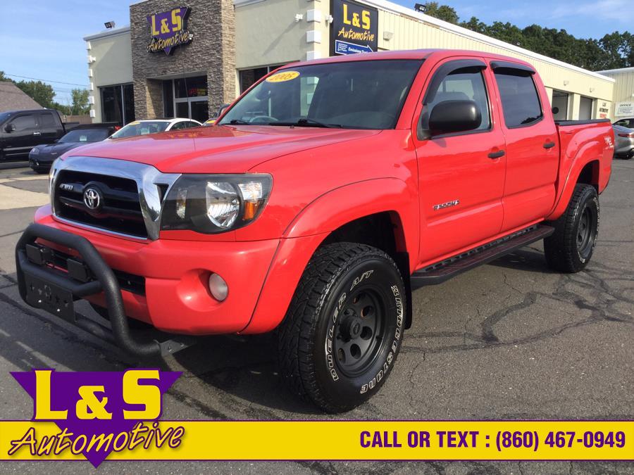 2005 Toyota Tacoma Double 128" Auto 4WD, available for sale in Plantsville, Connecticut | L&S Automotive LLC. Plantsville, Connecticut