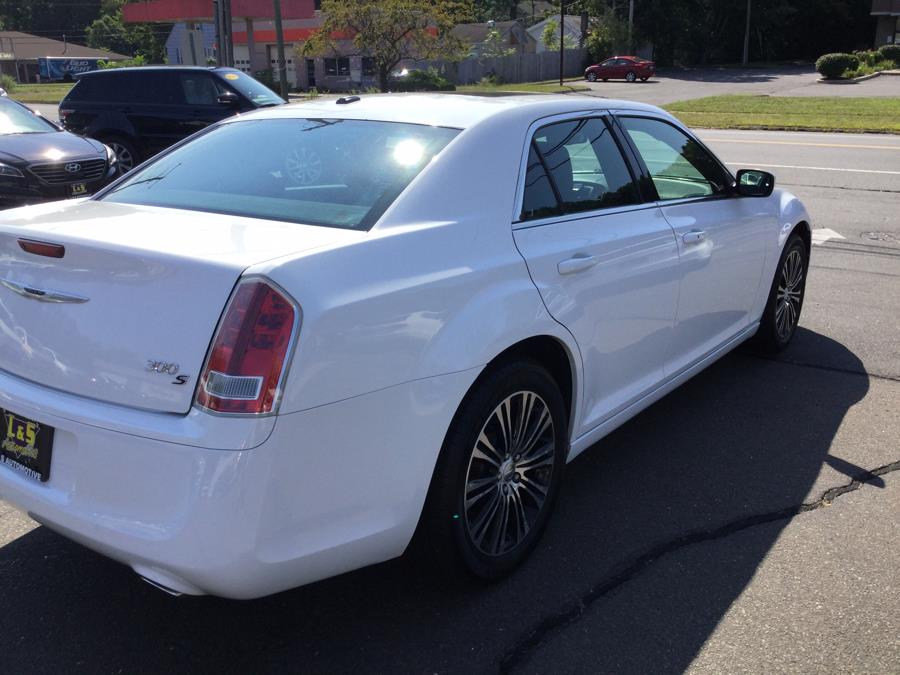 2014 Chrysler 300 4dr Sdn 300S AWD, available for sale in Plantsville, Connecticut | L&S Automotive LLC. Plantsville, Connecticut 2014 Chrysler 300 4dr Sdn 300S AWD, available for sale in Plantsville, Connecticut | L&S Automotive LLC. Plantsville, Connecticut