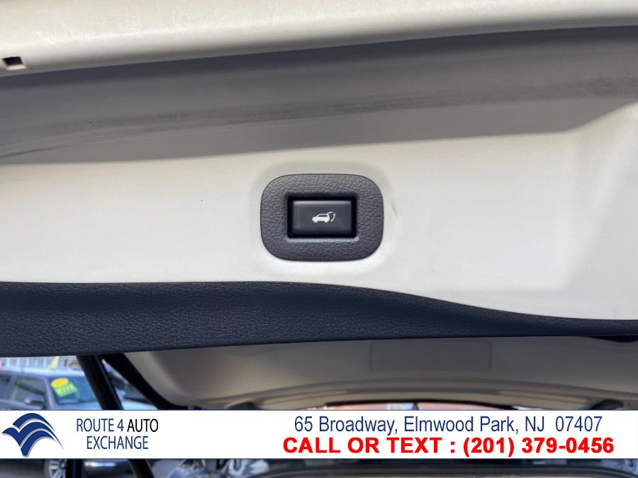 Used Nissan Rogue AWD 4dr SV 2014 | Route 4 Auto Exchange. Elmwood Park, New Jersey Used Nissan Rogue AWD 4dr SV 2014 | Route 4 Auto Exchange. Elmwood Park, New Jersey