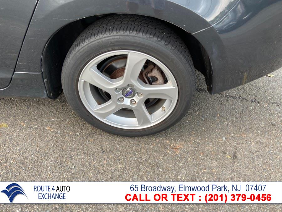 Used Volvo S60 4dr Sdn T5 FWD 2013 | Route 4 Auto Exchange. Elmwood Park, New Jersey Used Volvo S60 4dr Sdn T5 FWD 2013 | Route 4 Auto Exchange. Elmwood Park, New Jersey