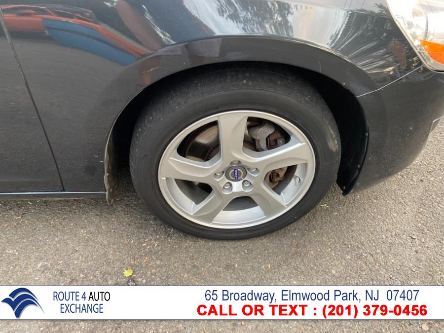 Used Volvo S60 4dr Sdn T5 FWD 2013 | Route 4 Auto Exchange. Elmwood Park, New Jersey Used Volvo S60 4dr Sdn T5 FWD 2013 | Route 4 Auto Exchange. Elmwood Park, New Jersey
