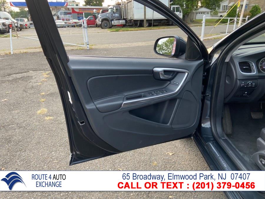 Used Volvo S60 4dr Sdn T5 FWD 2013 | Route 4 Auto Exchange. Elmwood Park, New Jersey Used Volvo S60 4dr Sdn T5 FWD 2013 | Route 4 Auto Exchange. Elmwood Park, New Jersey
