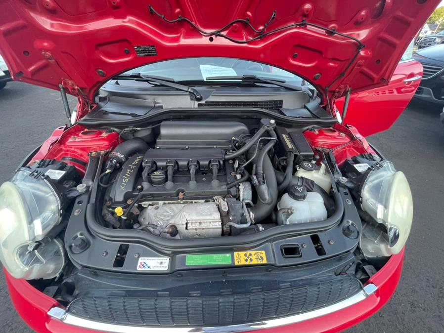 Used MINI Cooper Hardtop 2dr Cpe John Cooper Works 2009 | Auto Match LLC. Waterbury, Connecticut Used MINI Cooper Hardtop 2dr Cpe John Cooper Works 2009 | Auto Match LLC. Waterbury, Connecticut