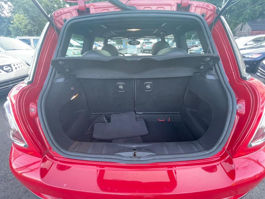 Used MINI Cooper Hardtop 2dr Cpe John Cooper Works 2009 | Auto Match LLC. Waterbury, Connecticut Used MINI Cooper Hardtop 2dr Cpe John Cooper Works 2009 | Auto Match LLC. Waterbury, Connecticut