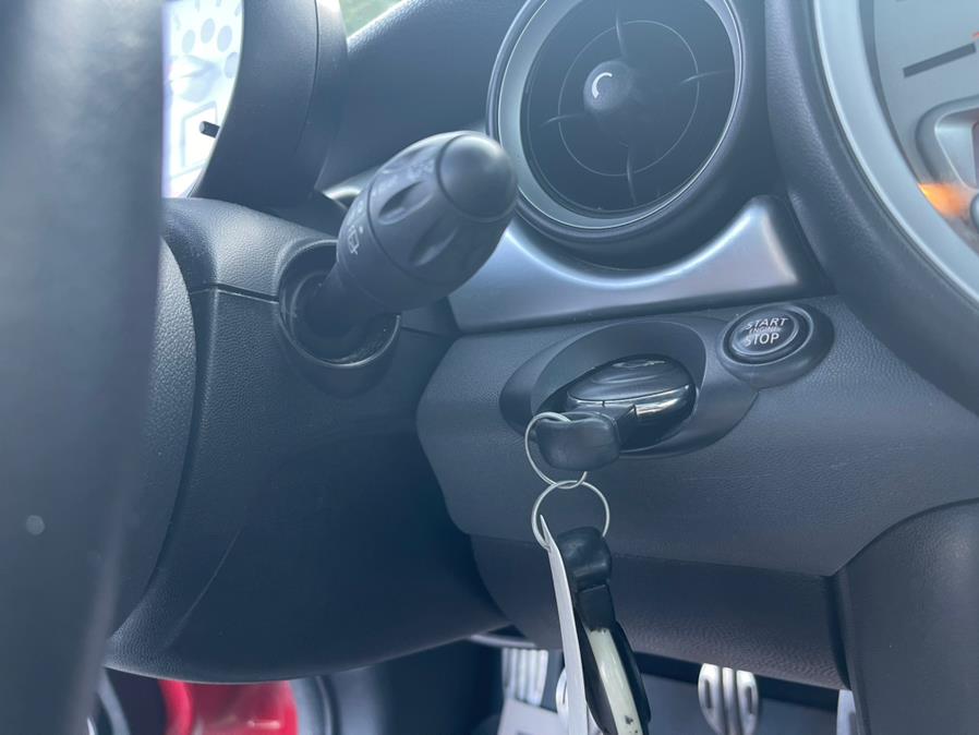 Used MINI Cooper Hardtop 2dr Cpe John Cooper Works 2009 | Auto Match LLC. Waterbury, Connecticut Used MINI Cooper Hardtop 2dr Cpe John Cooper Works 2009 | Auto Match LLC. Waterbury, Connecticut