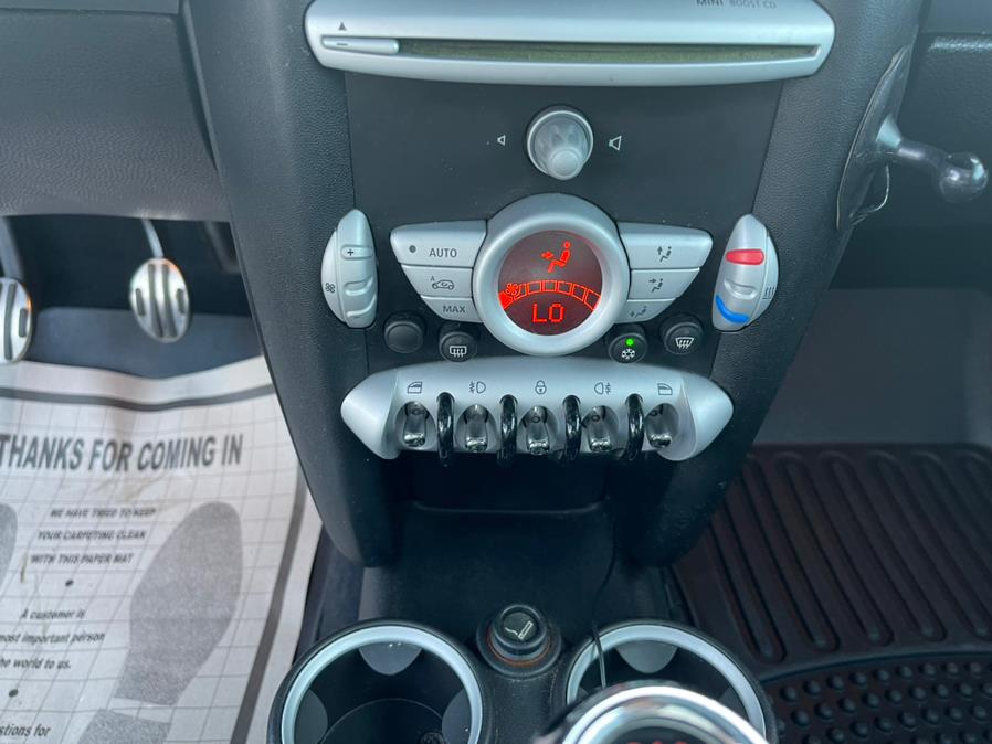 Used MINI Cooper Hardtop 2dr Cpe John Cooper Works 2009 | Auto Match LLC. Waterbury, Connecticut Used MINI Cooper Hardtop 2dr Cpe John Cooper Works 2009 | Auto Match LLC. Waterbury, Connecticut