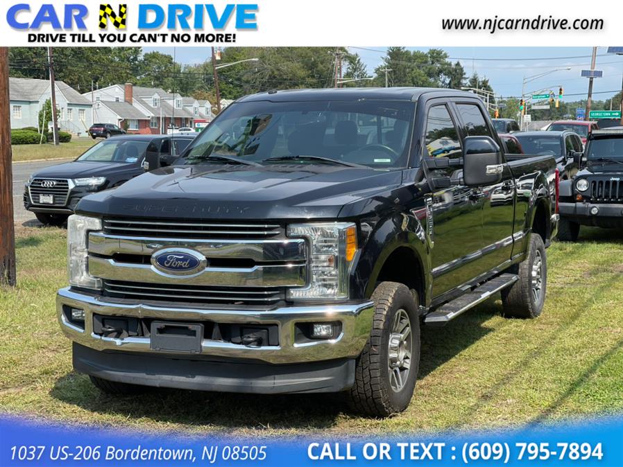 Used Ford F-250 Sd Lariat Crew Cab 4WD 2017 | Car N Drive. Burlington, New Jersey