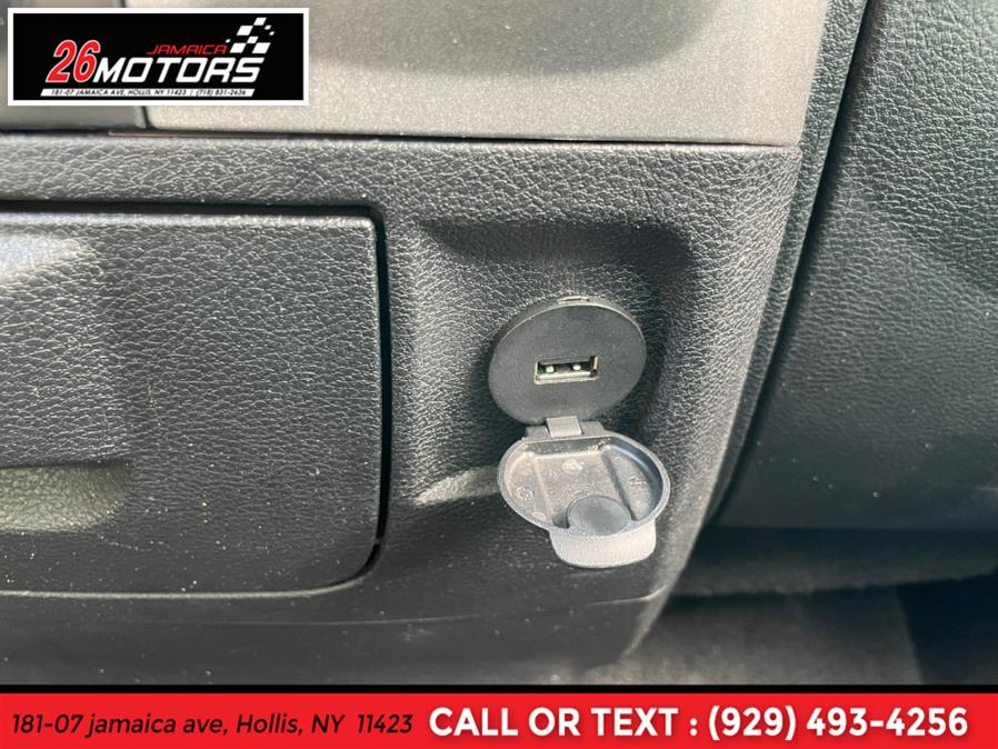 Used Ram 1500 Express 4x4 Quad Cab 6''4" Box 2017 | Jamaica 26 Motors. Hollis, New York Used Ram 1500 Express 4x4 Quad Cab 6''4" Box 2017 | Jamaica 26 Motors. Hollis, New York