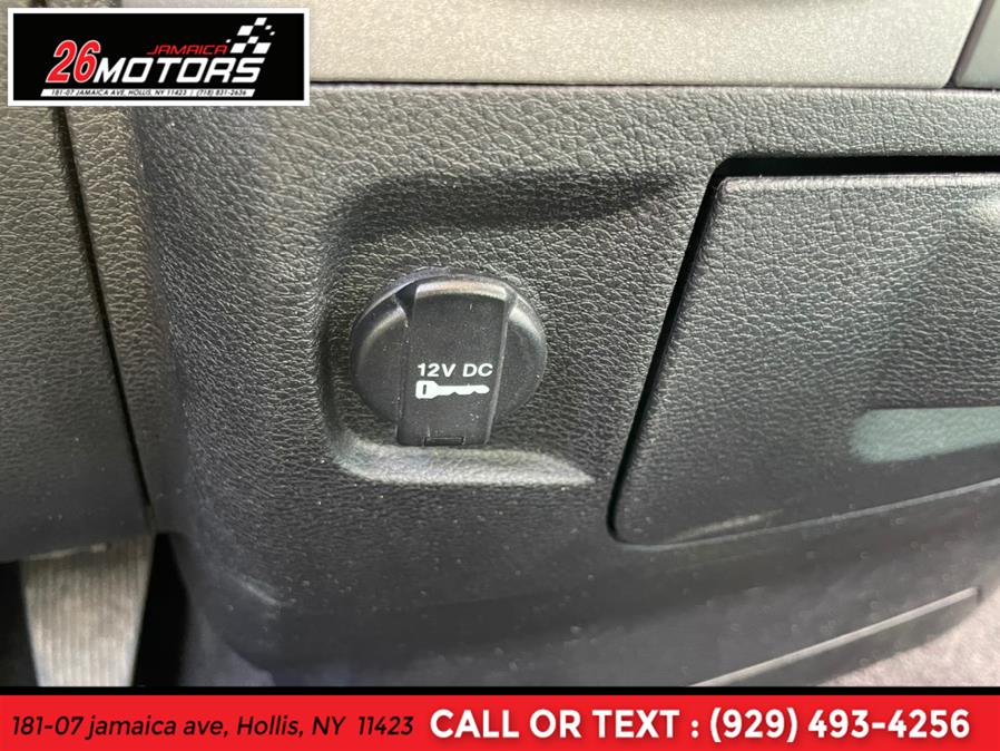 Used Ram 1500 Express 4x4 Quad Cab 6''4" Box 2017 | Jamaica 26 Motors. Hollis, New York Used Ram 1500 Express 4x4 Quad Cab 6''4" Box 2017 | Jamaica 26 Motors. Hollis, New York