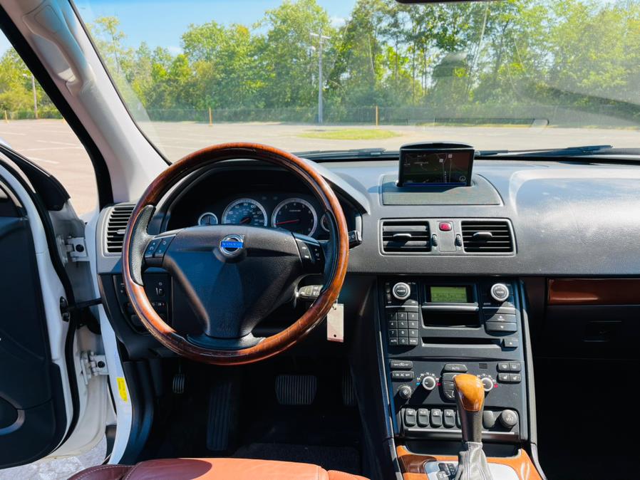 2008 Volvo XC90 AWD 4dr V8, available for sale in New Britain, Connecticut | Supreme Automotive. New Britain, Connecticut 2008 Volvo XC90 AWD 4dr V8, available for sale in New Britain, Connecticut | Supreme Automotive. New Britain, Connecticut