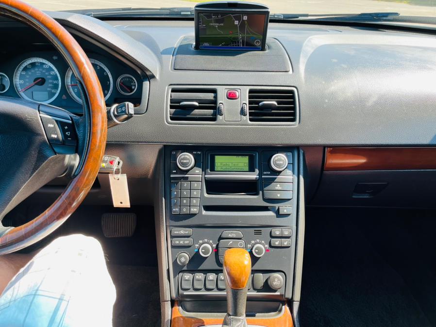 2008 Volvo XC90 AWD 4dr V8, available for sale in New Britain, Connecticut | Supreme Automotive. New Britain, Connecticut 2008 Volvo XC90 AWD 4dr V8, available for sale in New Britain, Connecticut | Supreme Automotive. New Britain, Connecticut