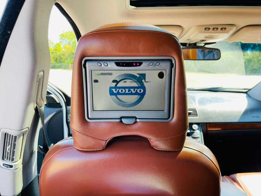2008 Volvo XC90 AWD 4dr V8, available for sale in New Britain, Connecticut | Supreme Automotive. New Britain, Connecticut 2008 Volvo XC90 AWD 4dr V8, available for sale in New Britain, Connecticut | Supreme Automotive. New Britain, Connecticut