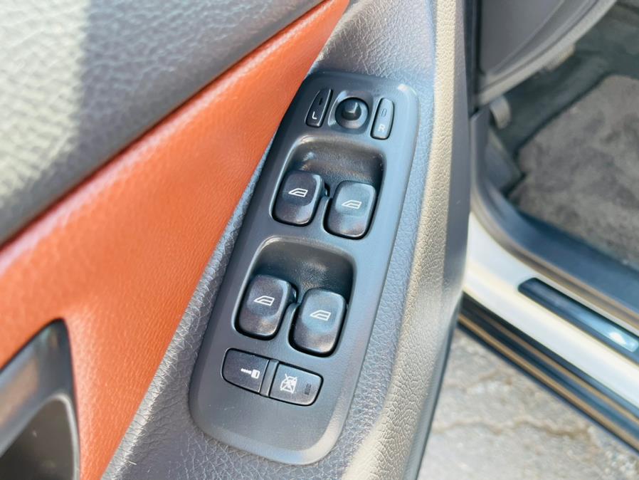2008 Volvo XC90 AWD 4dr V8, available for sale in New Britain, Connecticut | Supreme Automotive. New Britain, Connecticut 2008 Volvo XC90 AWD 4dr V8, available for sale in New Britain, Connecticut | Supreme Automotive. New Britain, Connecticut