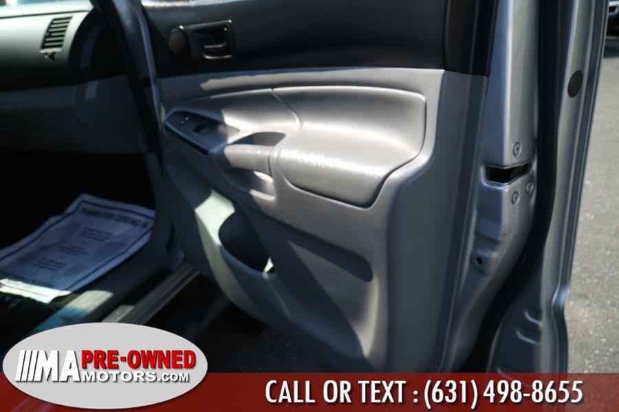 2015 Toyota Tacoma manual 4WD Access Cab I4 AT (Natl), available for sale in Huntington Station, New York | M & A Motors. Huntington Station, New York 2015 Toyota Tacoma manual 4WD Access Cab I4 AT (Natl), available for sale in Huntington Station, New York | M & A Motors. Huntington Station, New York