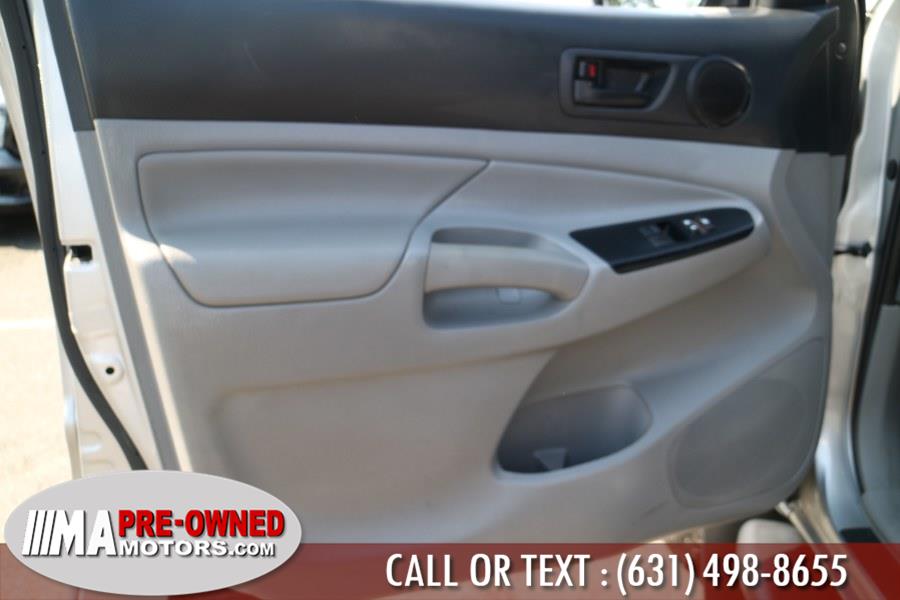 2015 Toyota Tacoma manual 4WD Access Cab I4 AT (Natl), available for sale in Huntington Station, New York | M & A Motors. Huntington Station, New York 2015 Toyota Tacoma manual 4WD Access Cab I4 AT (Natl), available for sale in Huntington Station, New York | M & A Motors. Huntington Station, New York