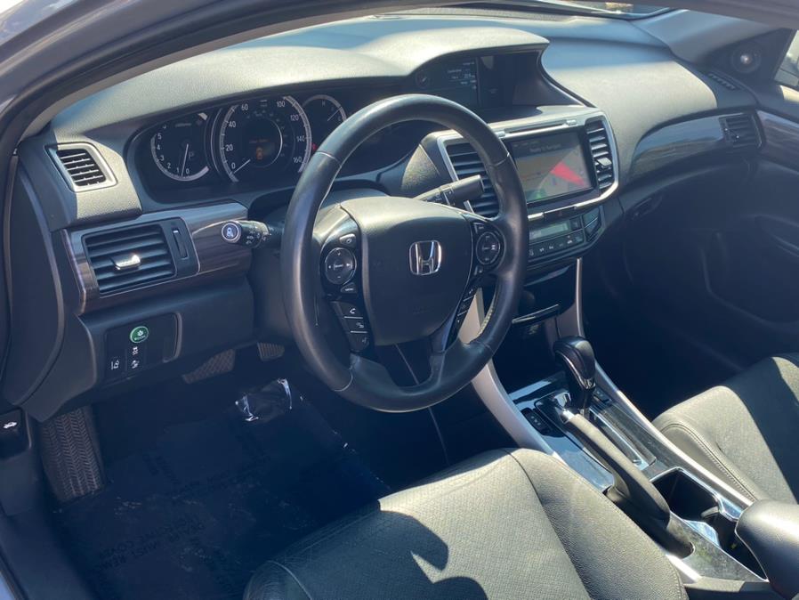 Used Honda Accord Sedan EX-L CVT w/Navi & Honda Sensing 2017 | VEB Auto Sales. Hartford, Connecticut Used Honda Accord Sedan EX-L CVT w/Navi & Honda Sensing 2017 | VEB Auto Sales. Hartford, Connecticut