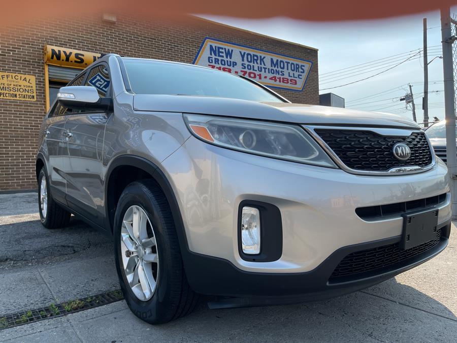 2014 Kia Sorento 2WD 4dr I4 LX, available for sale in Bronx, New York | New York Motors Group Solutions LLC. Bronx, New York