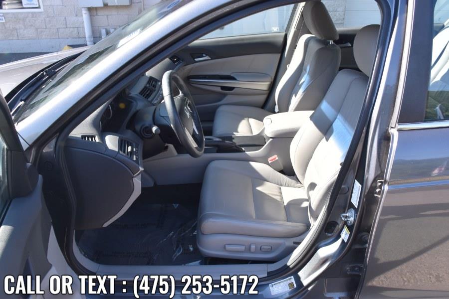 Used Honda Accord Sdn 4dr I4 Auto EX-L 2010 | Highline Car Connection. Waterbury, Connecticut Used Honda Accord Sdn 4dr I4 Auto EX-L 2010 | Highline Car Connection. Waterbury, Connecticut