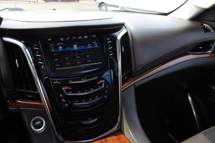 Used Cadillac Escalade 4WD 4dr Premium Luxury 2017 | Car Tec Enterprise Leasing & Sales LLC. Deer Park, New York Used Cadillac Escalade 4WD 4dr Premium Luxury 2017 | Car Tec Enterprise Leasing & Sales LLC. Deer Park, New York