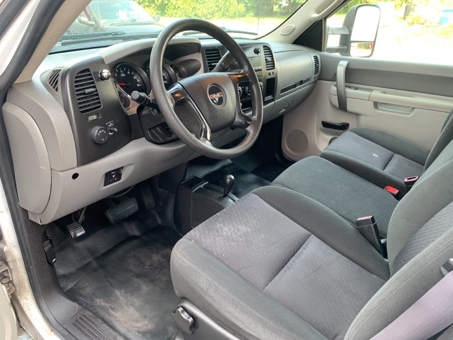 Used GMC Sierra 2500HD 4WD Ext Cab 144.2" Work Truck 2011 | Dealertown Auto Wholesalers. Milford, Connecticut Used GMC Sierra 2500HD 4WD Ext Cab 144.2" Work Truck 2011 | Dealertown Auto Wholesalers. Milford, Connecticut