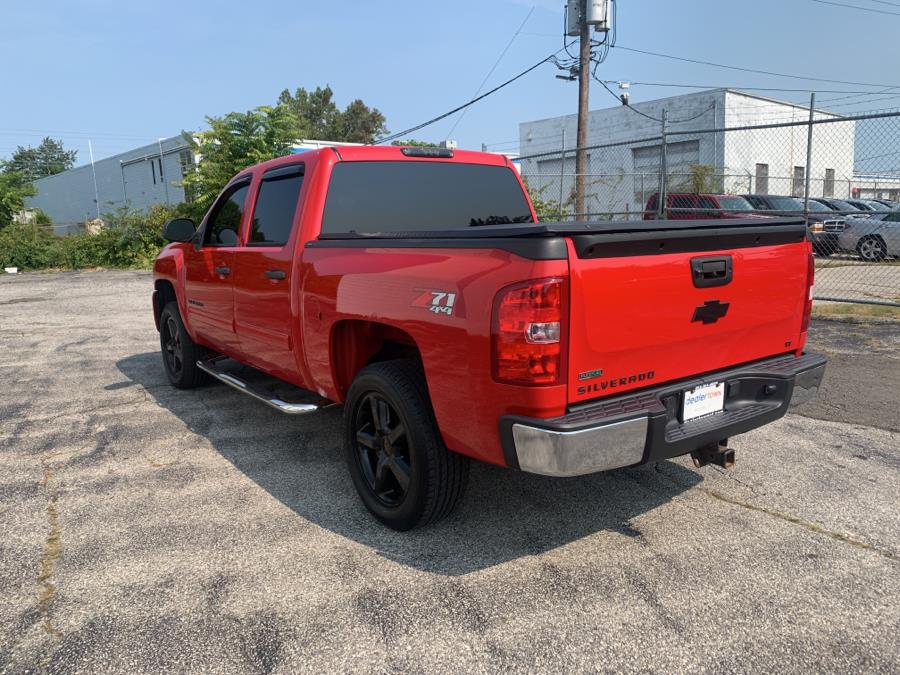 Used Chevrolet Silverado 1500 4WD Crew Cab 143.5" LT 2011 | Dealertown Auto Wholesalers. Milford, Connecticut Used Chevrolet Silverado 1500 4WD Crew Cab 143.5" LT 2011 | Dealertown Auto Wholesalers. Milford, Connecticut