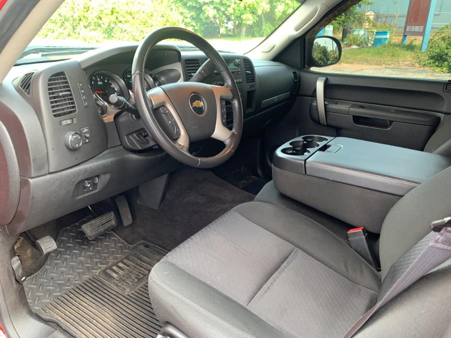 Used Chevrolet Silverado 1500 4WD Crew Cab 143.5" LT 2011 | Dealertown Auto Wholesalers. Milford, Connecticut Used Chevrolet Silverado 1500 4WD Crew Cab 143.5" LT 2011 | Dealertown Auto Wholesalers. Milford, Connecticut