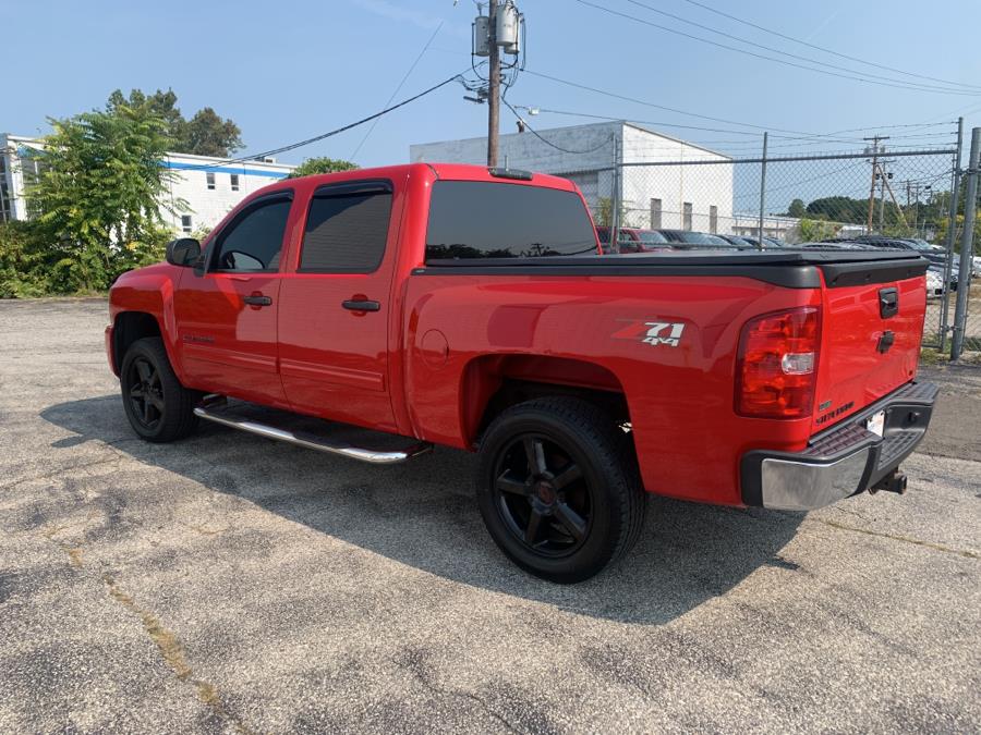 Used Chevrolet Silverado 1500 4WD Crew Cab 143.5" LT 2011 | Dealertown Auto Wholesalers. Milford, Connecticut Used Chevrolet Silverado 1500 4WD Crew Cab 143.5" LT 2011 | Dealertown Auto Wholesalers. Milford, Connecticut