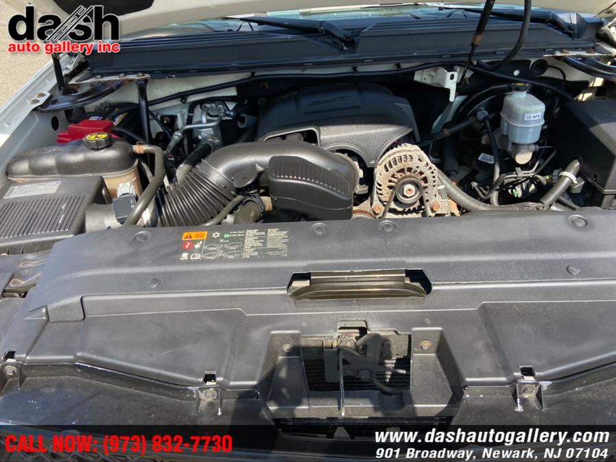 Used Chevrolet Avalanche 4WD Crew Cab LTZ 2013 | Dash Auto Gallery Inc.. Newark, New Jersey Used Chevrolet Avalanche 4WD Crew Cab LTZ 2013 | Dash Auto Gallery Inc.. Newark, New Jersey