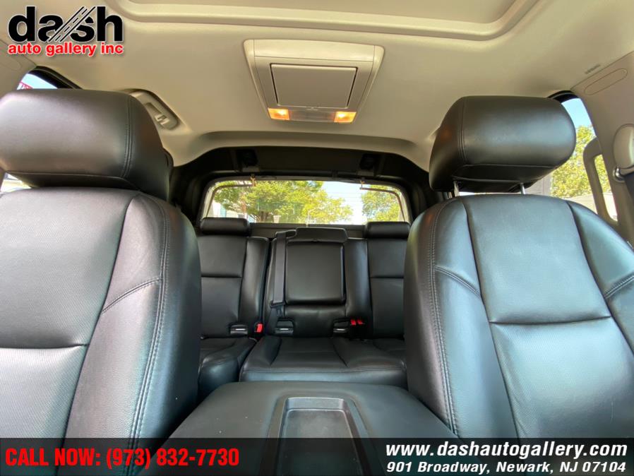 Used Chevrolet Avalanche 4WD Crew Cab LTZ 2013 | Dash Auto Gallery Inc.. Newark, New Jersey Used Chevrolet Avalanche 4WD Crew Cab LTZ 2013 | Dash Auto Gallery Inc.. Newark, New Jersey