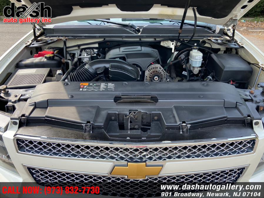 Used Chevrolet Avalanche 4WD Crew Cab LTZ 2013 | Dash Auto Gallery Inc.. Newark, New Jersey Used Chevrolet Avalanche 4WD Crew Cab LTZ 2013 | Dash Auto Gallery Inc.. Newark, New Jersey