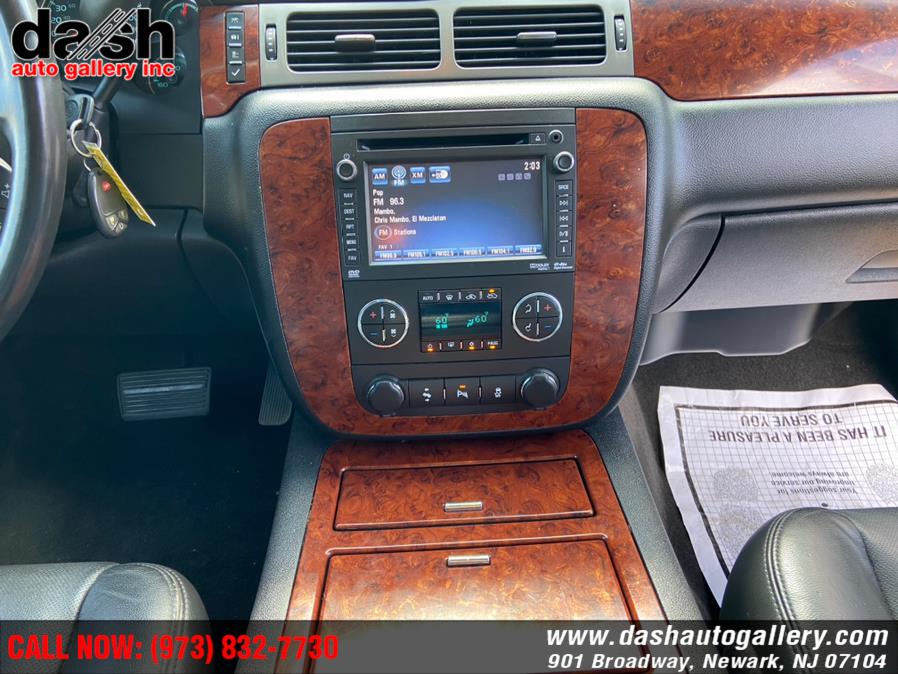Used Chevrolet Avalanche 4WD Crew Cab LTZ 2013 | Dash Auto Gallery Inc.. Newark, New Jersey Used Chevrolet Avalanche 4WD Crew Cab LTZ 2013 | Dash Auto Gallery Inc.. Newark, New Jersey