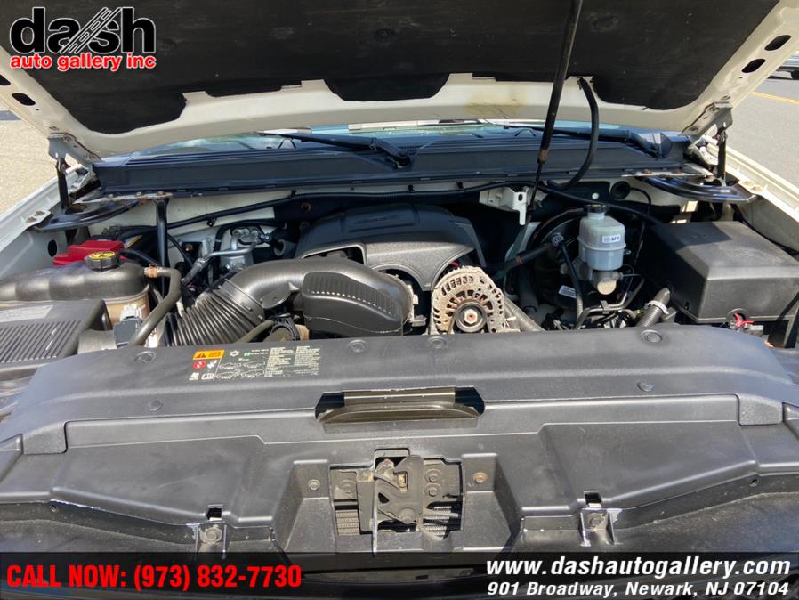 Used Chevrolet Avalanche 4WD Crew Cab LTZ 2013 | Dash Auto Gallery Inc.. Newark, New Jersey Used Chevrolet Avalanche 4WD Crew Cab LTZ 2013 | Dash Auto Gallery Inc.. Newark, New Jersey