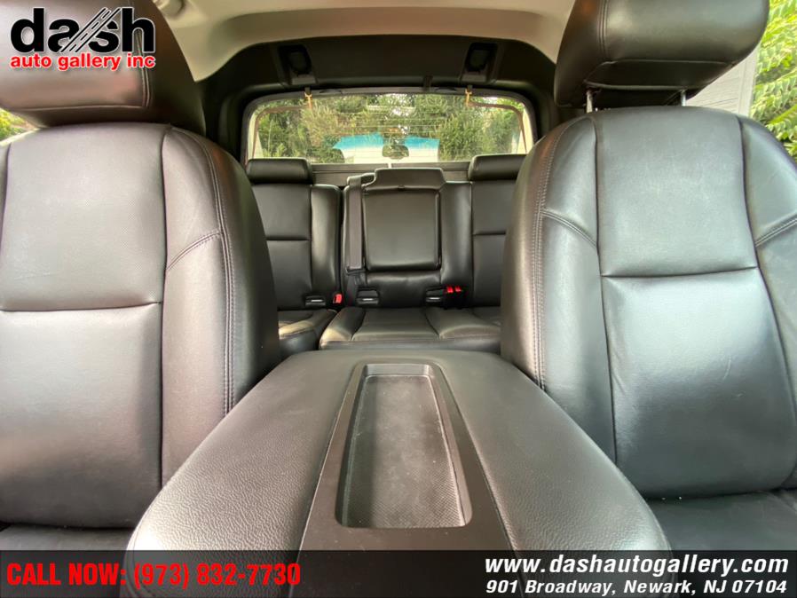 Used Chevrolet Avalanche 4WD Crew Cab LTZ 2013 | Dash Auto Gallery Inc.. Newark, New Jersey Used Chevrolet Avalanche 4WD Crew Cab LTZ 2013 | Dash Auto Gallery Inc.. Newark, New Jersey