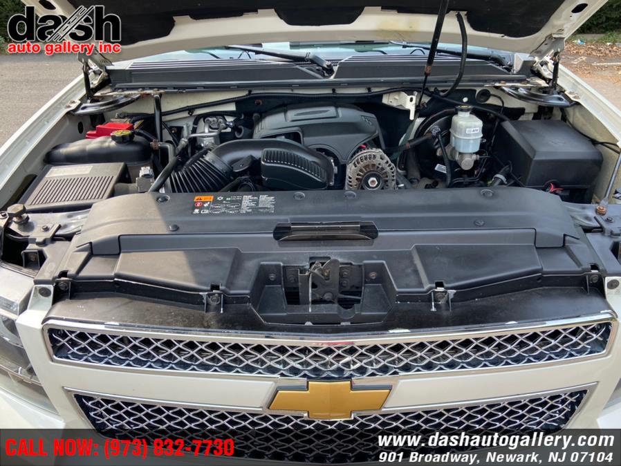 Used Chevrolet Avalanche 4WD Crew Cab LTZ 2013 | Dash Auto Gallery Inc.. Newark, New Jersey Used Chevrolet Avalanche 4WD Crew Cab LTZ 2013 | Dash Auto Gallery Inc.. Newark, New Jersey