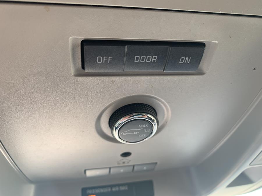Used GMC Yukon XL 4WD 4dr SLT 2017 | Saybrook Auto Barn. Old Saybrook, Connecticut Used GMC Yukon XL 4WD 4dr SLT 2017 | Saybrook Auto Barn. Old Saybrook, Connecticut