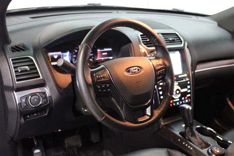 Used Ford Explorer LIMITED 2017 | Fast Track Motors. Paterson, New Jersey Used Ford Explorer LIMITED 2017 | Fast Track Motors. Paterson, New Jersey