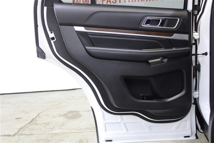 Used Ford Explorer LIMITED 2017 | Fast Track Motors. Paterson, New Jersey Used Ford Explorer LIMITED 2017 | Fast Track Motors. Paterson, New Jersey