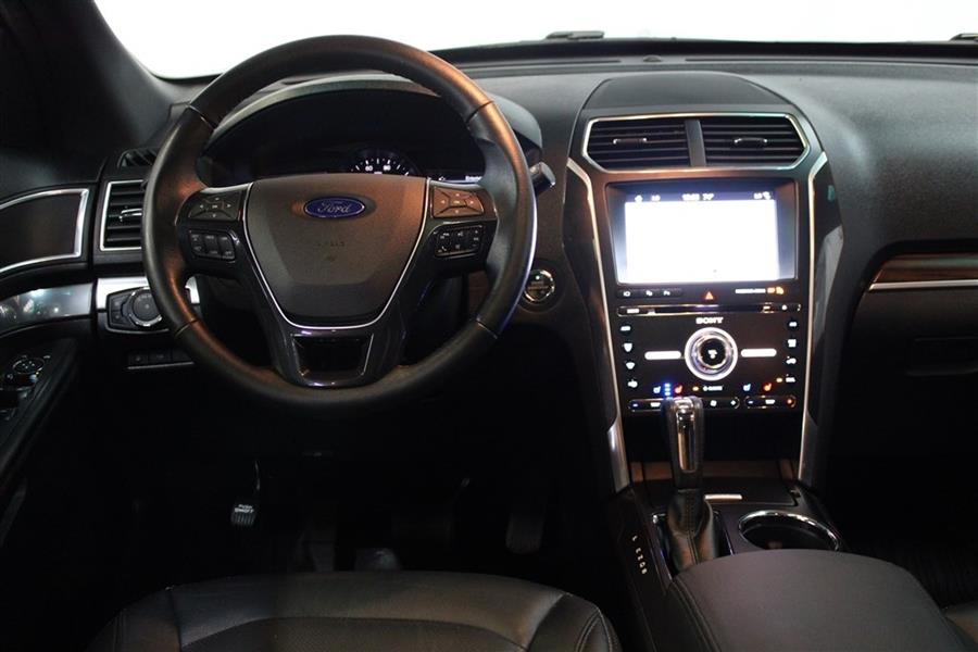 Used Ford Explorer LIMITED 2017 | Fast Track Motors. Paterson, New Jersey Used Ford Explorer LIMITED 2017 | Fast Track Motors. Paterson, New Jersey