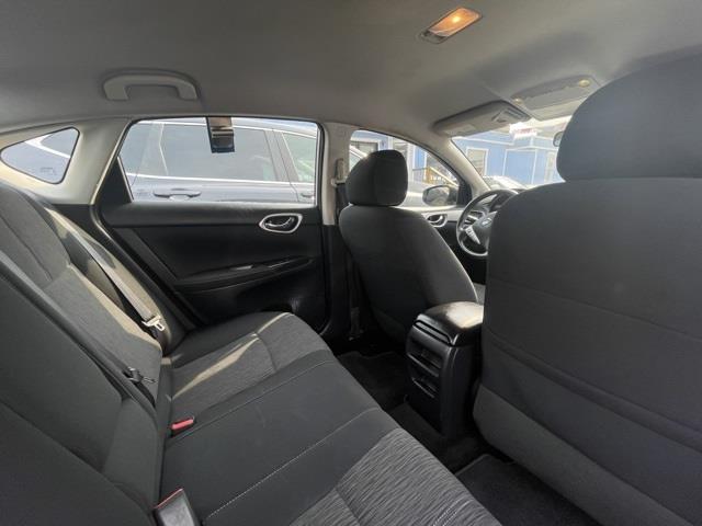 Used Nissan Sentra SV 2015 | Hillside Auto Outlet. Jamaica, New York Used Nissan Sentra SV 2015 | Hillside Auto Outlet. Jamaica, New York