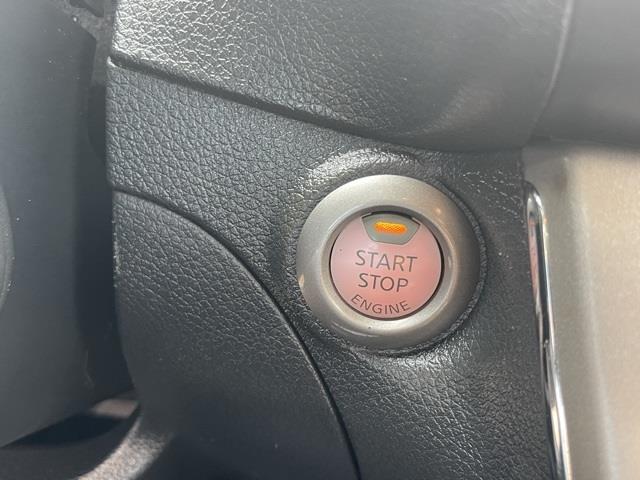 Used Nissan Sentra SV 2015 | Hillside Auto Outlet. Jamaica, New York Used Nissan Sentra SV 2015 | Hillside Auto Outlet. Jamaica, New York