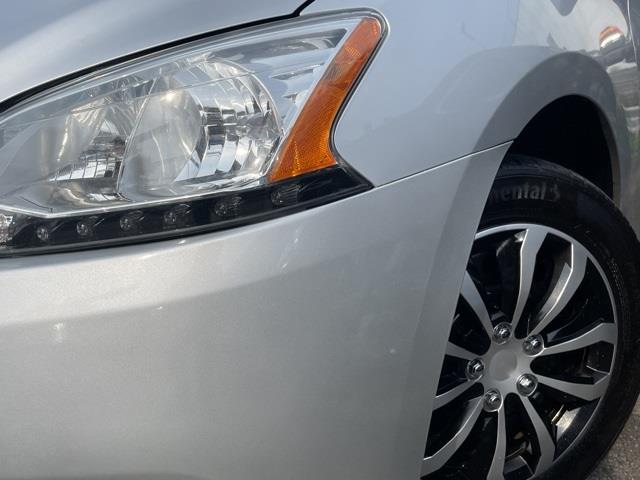 Used Nissan Sentra SV 2015 | Hillside Auto Outlet. Jamaica, New York Used Nissan Sentra SV 2015 | Hillside Auto Outlet. Jamaica, New York