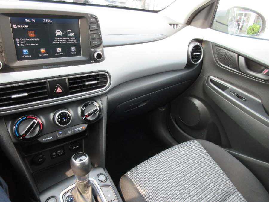 2019 Hyundai Kona SEL Auto AWD, available for sale in Linden, New Jersey | Route 27 Auto Mall. Linden, New Jersey 2019 Hyundai Kona SEL Auto AWD, available for sale in Linden, New Jersey | Route 27 Auto Mall. Linden, New Jersey
