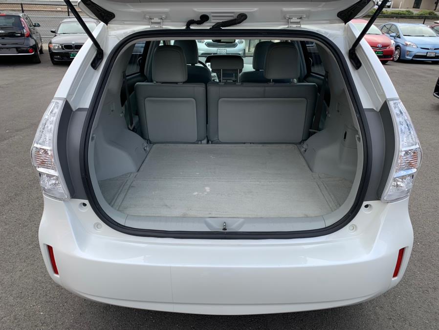 Used Toyota Prius V Five 2014 | Green Light Auto Wholesale. Daly City, California Used Toyota Prius V Five 2014 | Green Light Auto Wholesale. Daly City, California