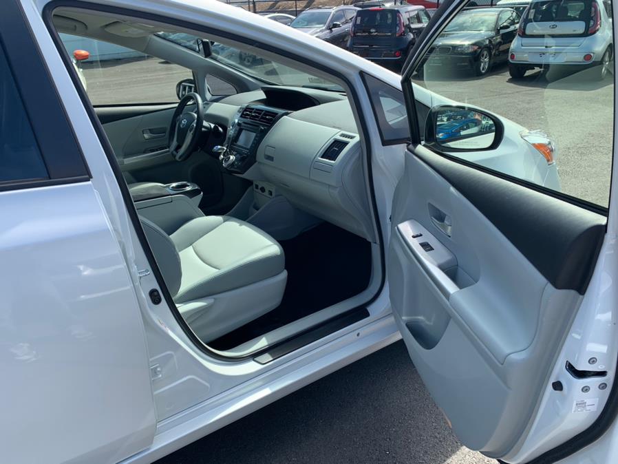 Used Toyota Prius V Five 2014 | Green Light Auto Wholesale. Daly City, California Used Toyota Prius V Five 2014 | Green Light Auto Wholesale. Daly City, California