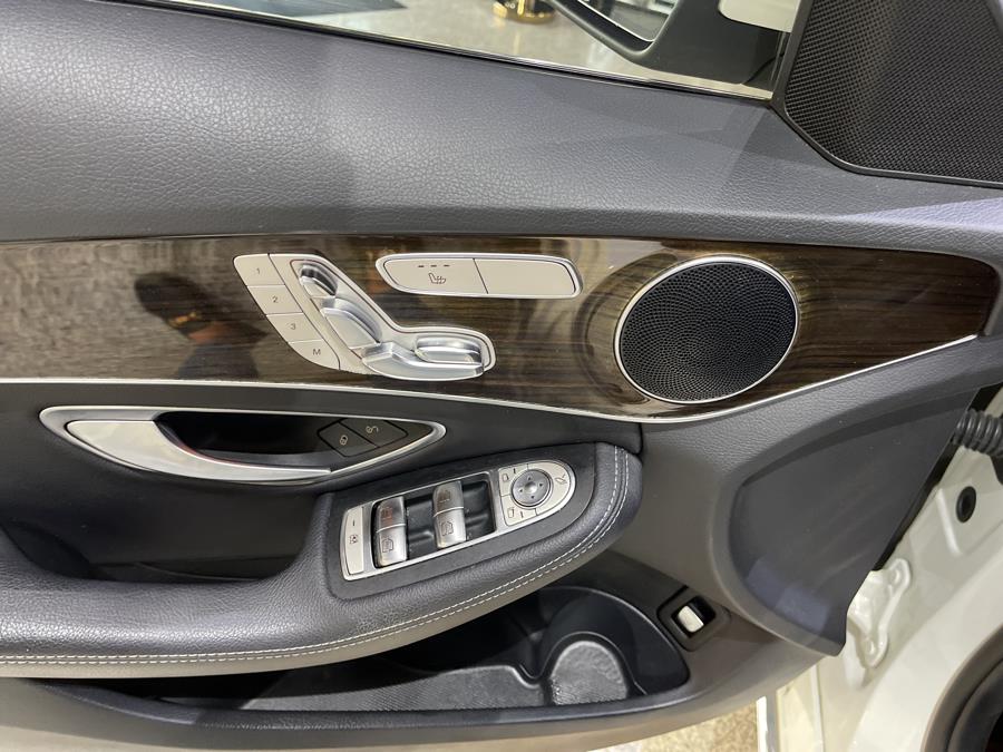 Used Mercedes-Benz C-Class C 300 4MATIC Sedan 2018 | Dream Car Gallery. Woodbury, New York Used Mercedes-Benz C-Class C 300 4MATIC Sedan 2018 | Dream Car Gallery. Woodbury, New York