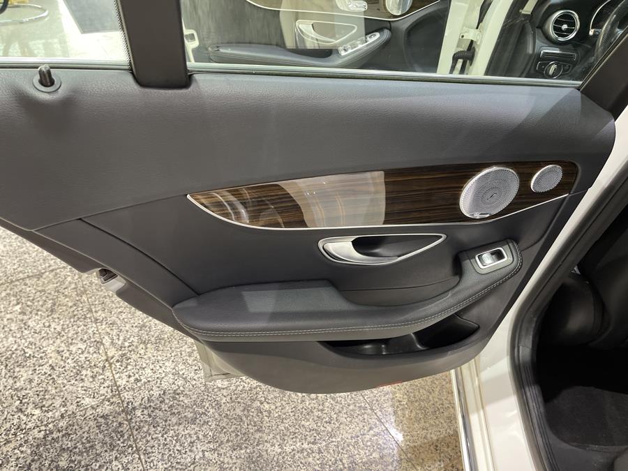Used Mercedes-Benz C-Class C 300 4MATIC Sedan 2018 | Dream Car Gallery. Woodbury, New York Used Mercedes-Benz C-Class C 300 4MATIC Sedan 2018 | Dream Car Gallery. Woodbury, New York
