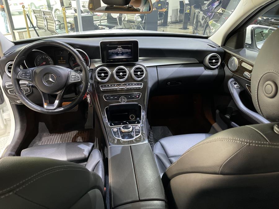 Used Mercedes-Benz C-Class C 300 4MATIC Sedan 2018 | Dream Car Gallery. Woodbury, New York Used Mercedes-Benz C-Class C 300 4MATIC Sedan 2018 | Dream Car Gallery. Woodbury, New York