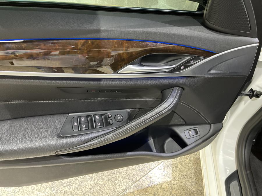 Used BMW 5 Series 530i xDrive Sedan 2018 | Dream Car Gallery. Woodbury, New York Used BMW 5 Series 530i xDrive Sedan 2018 | Dream Car Gallery. Woodbury, New York